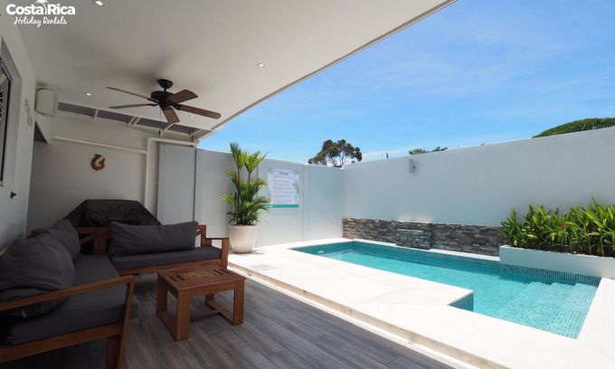 Jaco House | Malaga 97 - Near Herradura Beach