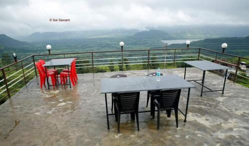 Satara Hotel | Malvan Katta