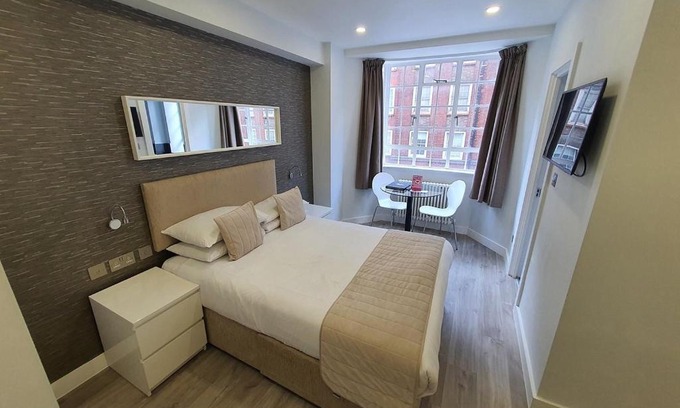 Marple Hotel | Marple Hotel