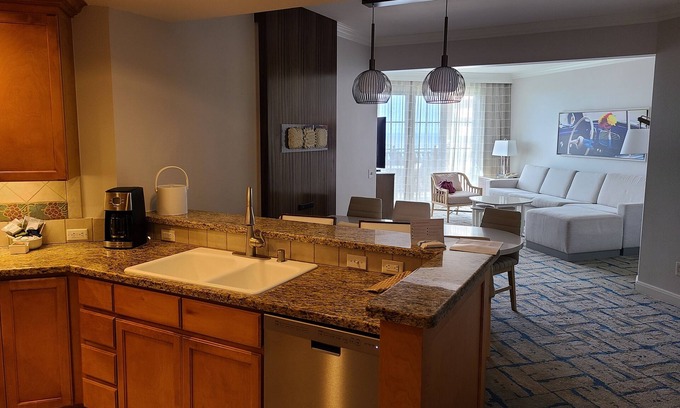 Palm Desert Resort | Marriott's Shadow Ridge Resort 2 Bedroom Villa - Sleeps 8