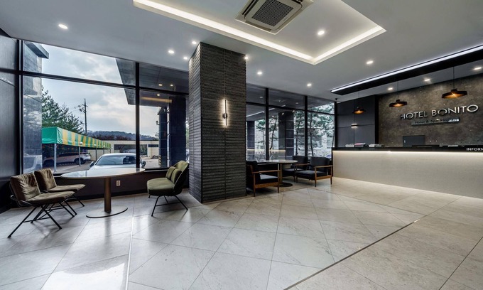 Hwaseong Hotel | Mars Bonito