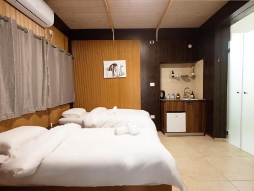 Nazareth Hotel | Mary's Well Apartments