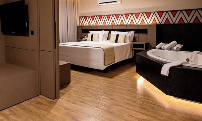 Foz do Iguacu Hotel | Master Suite Comfort | Elegant Escape Surrounded by Green & Wellness