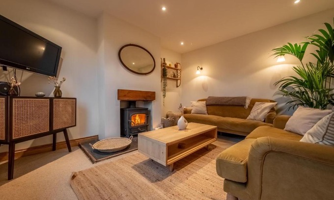 Docking House | Maurice Cottage