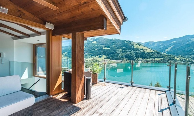 Zell am See Apartment | Max Panorama by we Rent - Designer Chalet mit Terrasse & Seeblick