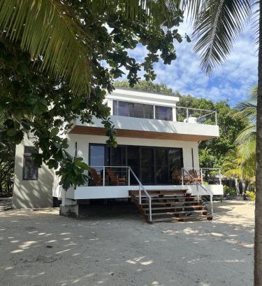 Placencia Villa | Mayatai Beach Villa - Elegant 2BR Beachfront with Stunning Ocean Views