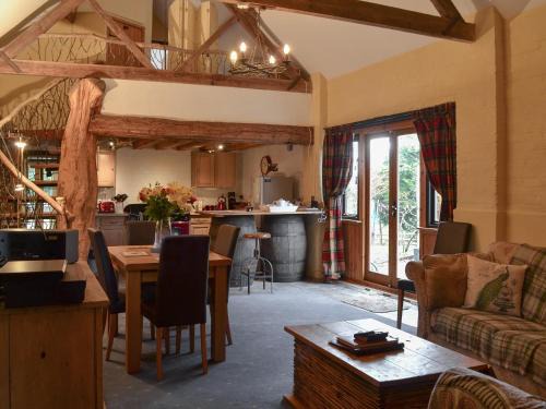 New Forest District House | Meadow Barn