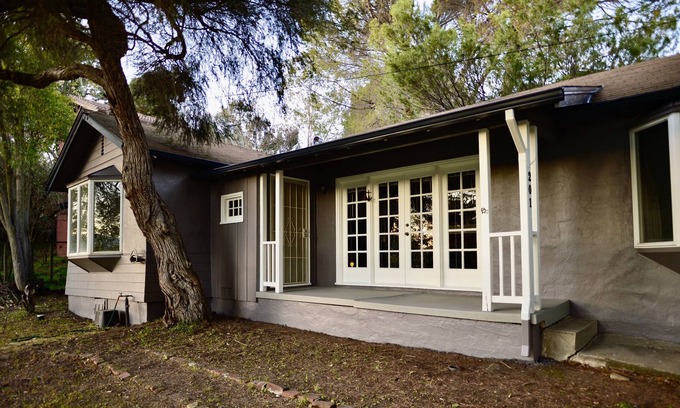 Benicia House | MEDICAL, REFINERY, CONTRACTORS, LINEMAN.