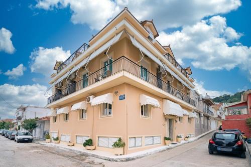 Argostoli Town Apartment | Melissaratos Studios