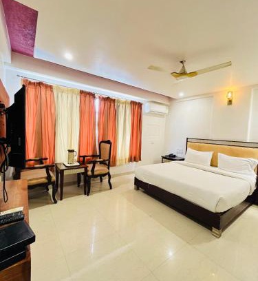Nathdwara Hotel | METRO HOTEL Nathdwara , 500mtr 10min walking from shreenathji temple 966o9o1oo6