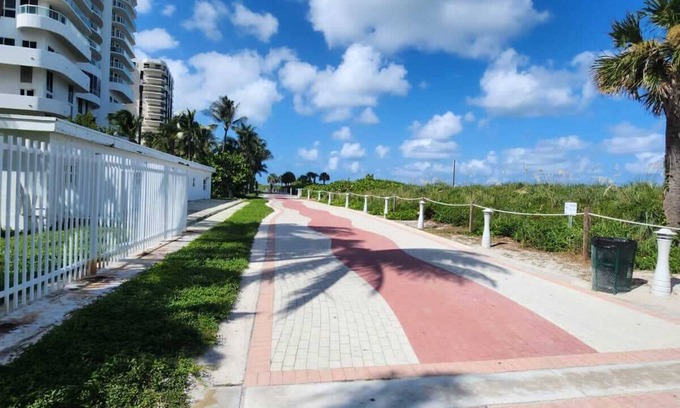 Miami Beach Apartment | Miami Beachfront Bliss