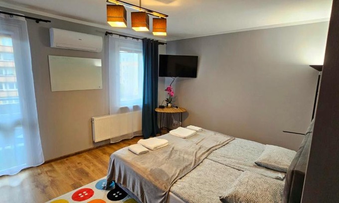 Radom Apartment | Miami Vice apartament by Karl