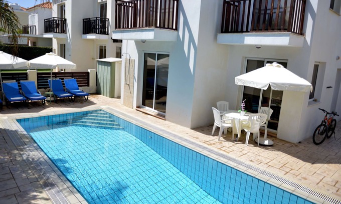 Pernera Villa | MICKEY1, 3 bed,FREE CAR, Overflow pool, Cyrus Hospitality