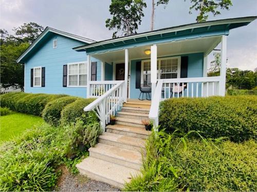 Glenview-Pinegrove House | Midtown Cottage Close To Fsudowntown
