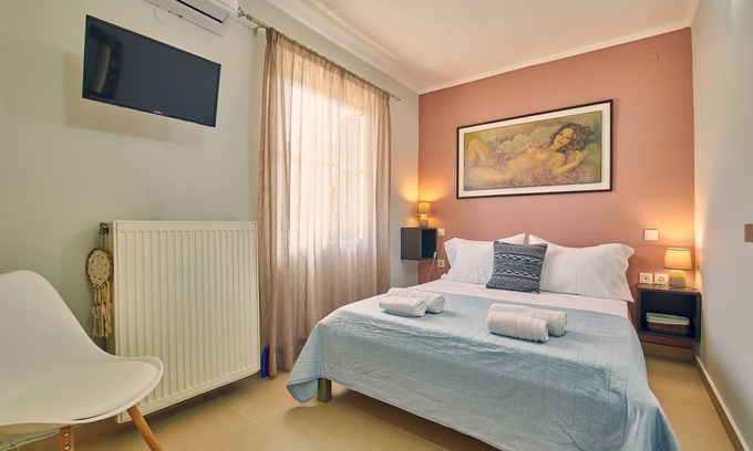 Fiolitis House | Mika's Valley View House