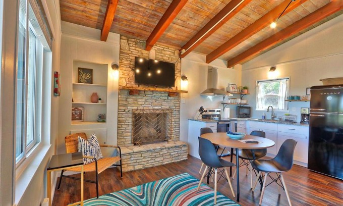 Canyon Lake House | Millie's Cottages Unit 5 - Josephine
