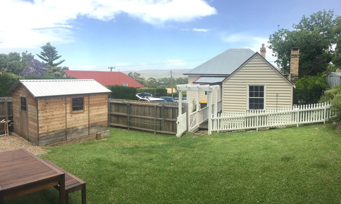 Milton House | Milton - Donovans Cottage, 1870 - dog friendly