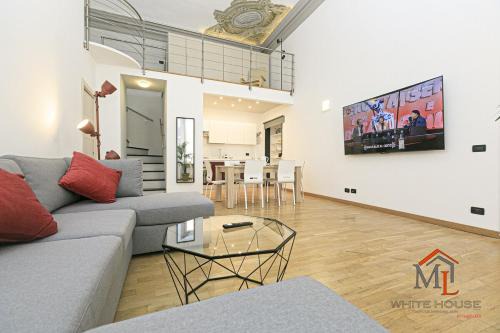 Sestri Ponente Apartment | Mimosa house jacuzzi and parking by ML WHITE HOUSE