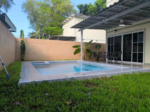 Baan Tai Ski Chalet | Mini Villa with Pool and Mountain view