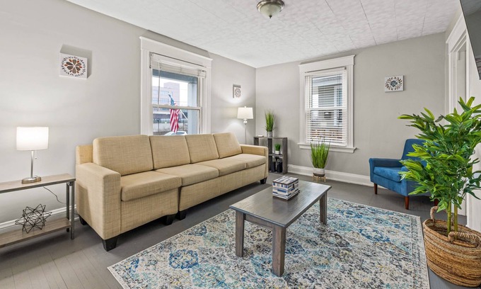 Norwood House | Minutes to Xavier & Downtown! Nestled in Norwood