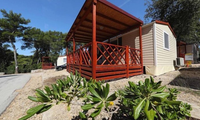 Biograd na Moru House | Mobile homes in Camp Soline at Biograd, with sand- and pebble beach
