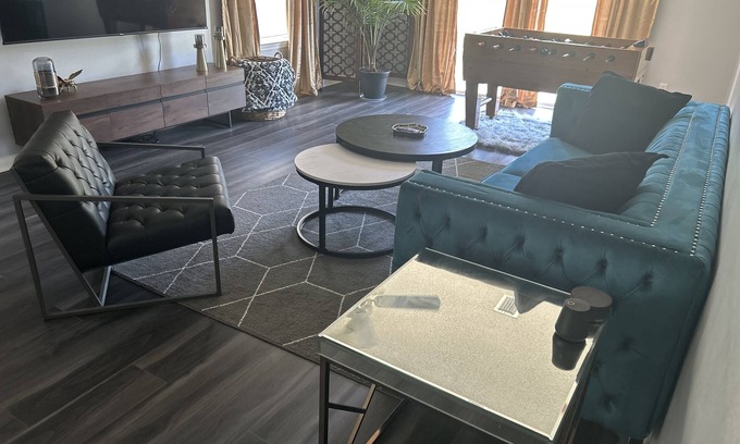 Navarre House | Modern 2 bedroom near the most beautiful beaches!