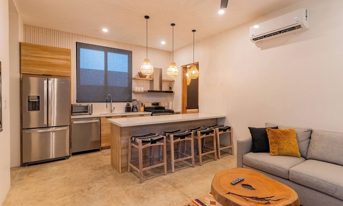 Playa Guiones House | Modern 2BR/1BA – Walk 2 Beach, Sleeps 6