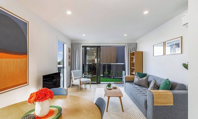 Mission Bay Apartment | Modern 2BR Townhouse in Mission Bay I Zodiak Stays