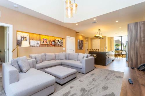 Florida Central Atlantic Coast House | Modern and Luxury 4 suites Villa near Disney 7521