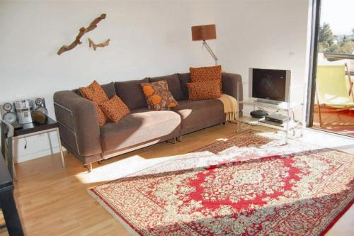Alvor Apartment | Modern Apartment in Alvor with Shared Pool (70 m²)