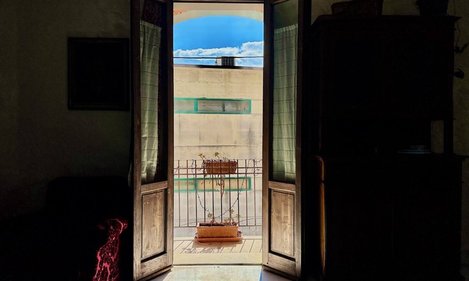 Montevarchi Apartment | Modern apartment near Chianti, Siena and Florence