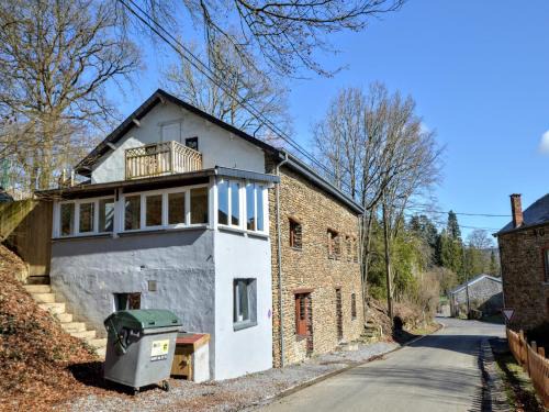 Lierneux House | Modern Group Home in Bra