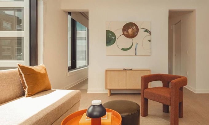 Old Fourth Ward Hotel | Modern Haven w/Rooftop Views—Near Dining, Markets & Atlanta Hotspots