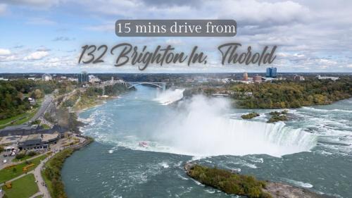 Thorold House | Modern Home 10 mins from Niagara Falls & Main Attraction with Free 2 Parkings