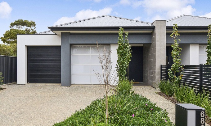 Daw Park House | Modern Living in Great Location - Casa Kosma