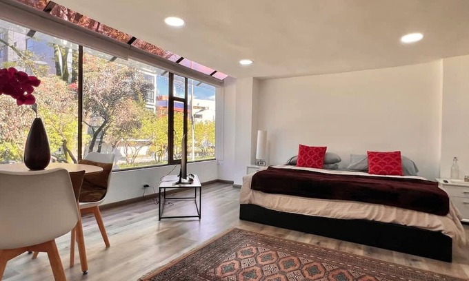 Chico Reservado Apartment | Modern Loft In Parque de la 93