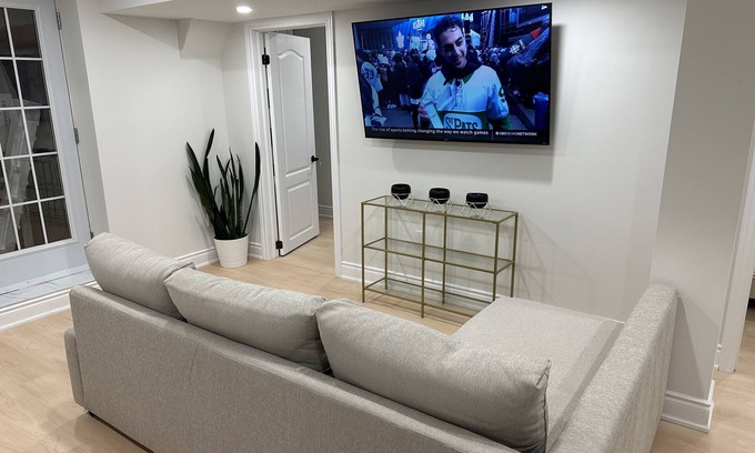 Halton Regional Municipality Apartment | Modern luxury living in Milton