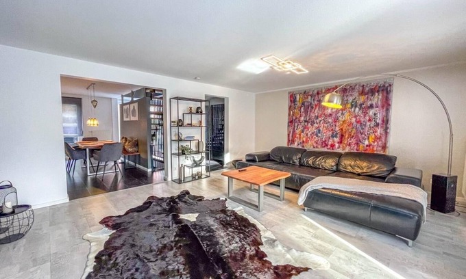 Moessingen House | Modern Luxury Villa Antonia