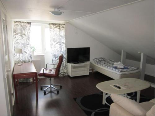 Lulea Apartment | Modern vindsvåning med balkong 2 km från centrum