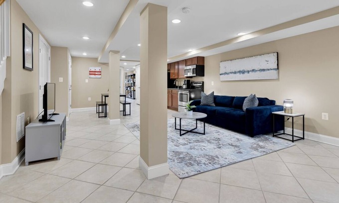 Brightwood Park Apartment | Modern & XL 1 Bed w/ housekeeping included near Sherman Circle Park!