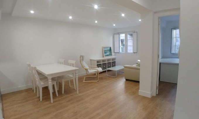 Pontevedra Old Town Apartment | Moderno apartamento en zona antigua