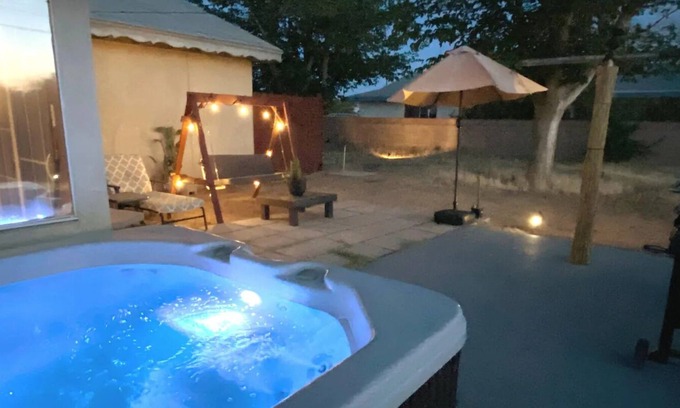 Ridgecrest House | Mojave Oasis with Large Patio