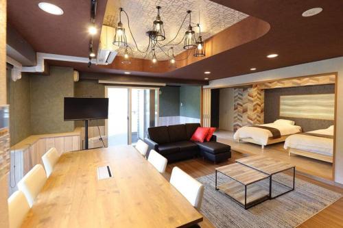 Minami Apartment | MolinHotels201-札幌市定山渓天然温泉に紅葉シーズン到来-W-beds2&S-beds4