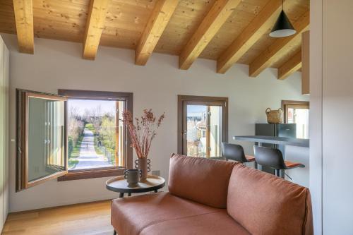 Canizzano Apartment | Molino 6 by WelcHome