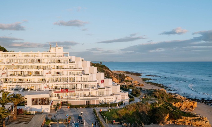 Oura Apartment | Monicca Collection Suites and Residences