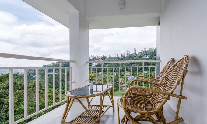 Chithirapuram Hotel | Monsoon Grande