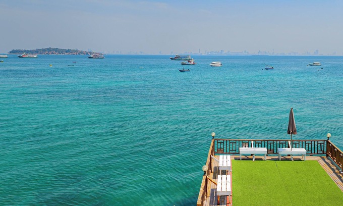 Koh Lan Hotel | Moonlight Koh Larn