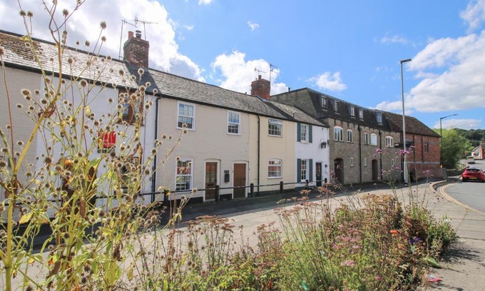 Ludwel House | Moorhen Cottage
