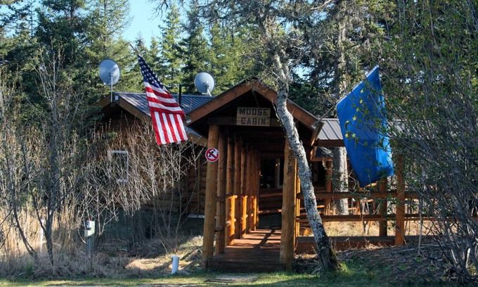 Anchor Point Cabin | Moose Cabin