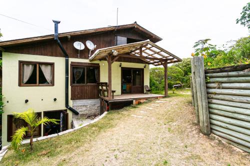 Pinheira House | Morada do Lucio